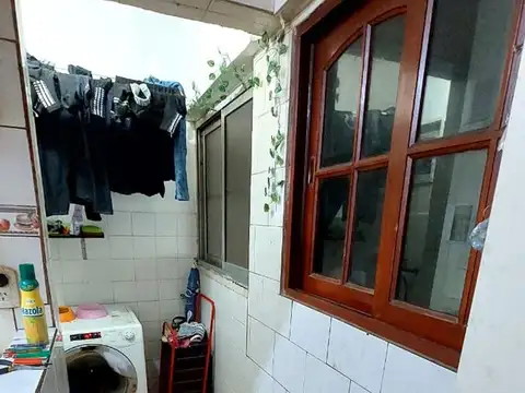 Depto Tipo Casa en Venta 41 años