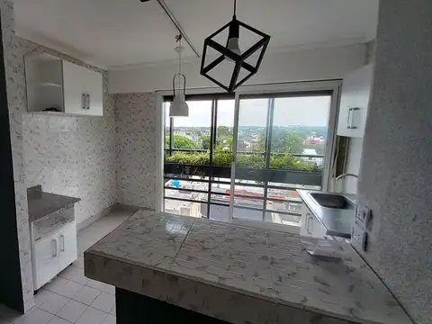 VENTA Depto. 3 Amb.+Escritorio 5º Piso Fte. Munro