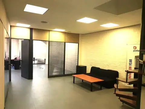 Oficina Monoambiente con 2 baños