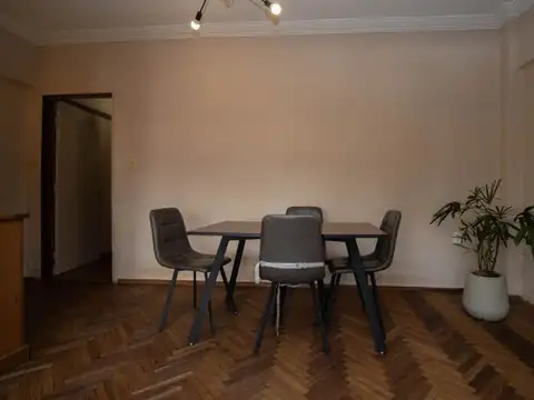 Departamento 4 ambientes con 2 baños