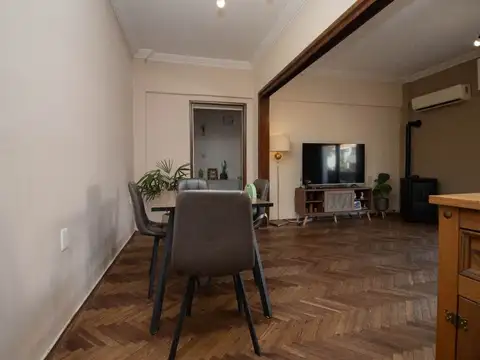 Departamento en Alquiler con 1 cocheras