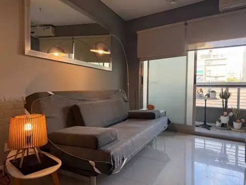 Depto 2 amb Amoblado, Balcon y cochera en RECOLETA