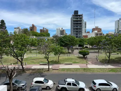 Andrés Pazos 300