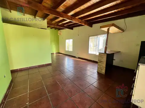 Depto Tipo Casa en Alquiler de 3 dormitorios