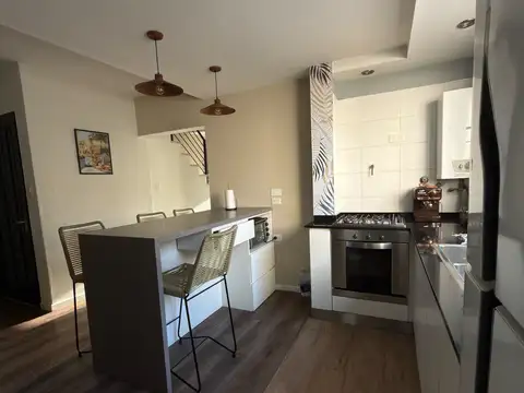 Depto Tipo Casa en Venta de 3 ambientes