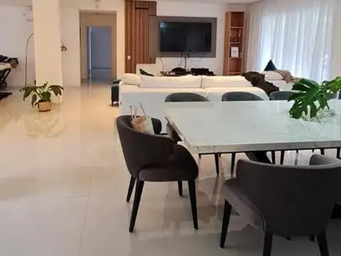 Casa en Venta en San Diego Country Club, USD 820.000