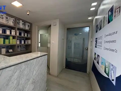 Oficina 5 ambientes con 1 baño