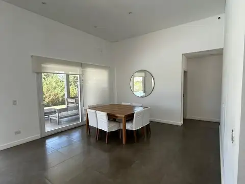 Casa en Estancias del Pilar, La Argentina