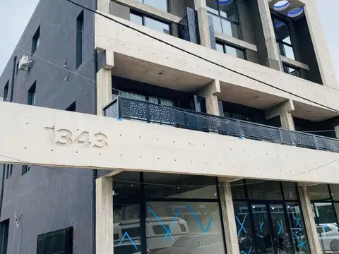 Del Lenguado e/ Eneas y Avenida Enrique Shaw