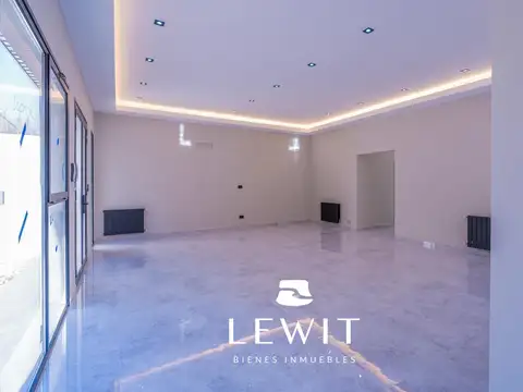 Casa en Venta en Neuquén, USD 380.000
