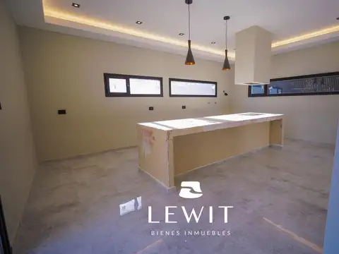 Casa en Venta 1 año