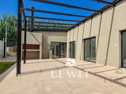 VENTA CASA 3 DORMITORIOS CON PILETA A ESTRENAR EN NEUQUEN Bº ABIERTO AYRES DEL LIMAY