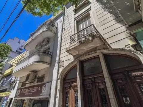 Departamento en venta - 4 Dormitorios 2 Baños - Almagro