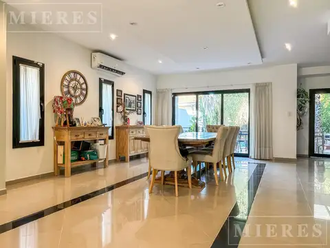 Casa en Venta de 4 dormitorios