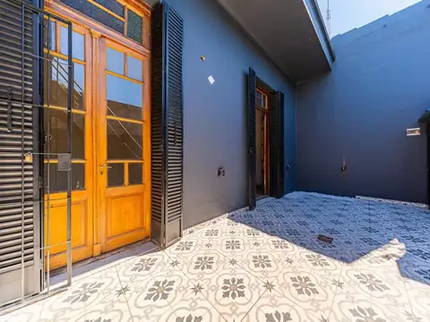 Depto Tipo Casa en Venta al Este