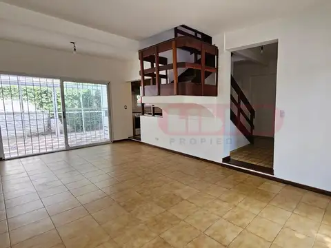 Depto Tipo Casa en Venta al Oeste