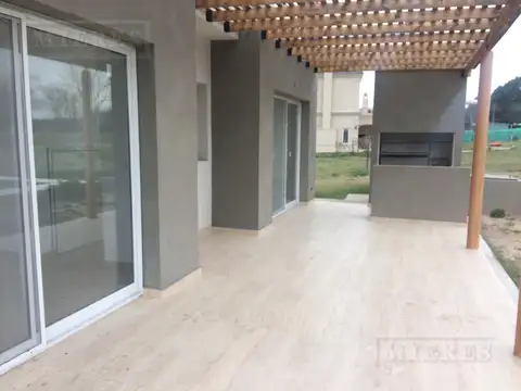 Casa en Venta en San Matias, USD 290.000