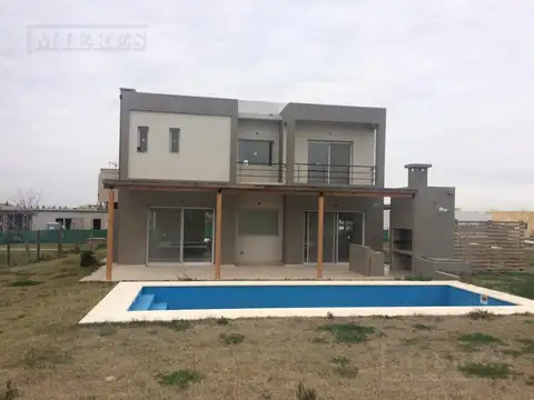 Casa en Venta de 4 dormitorios