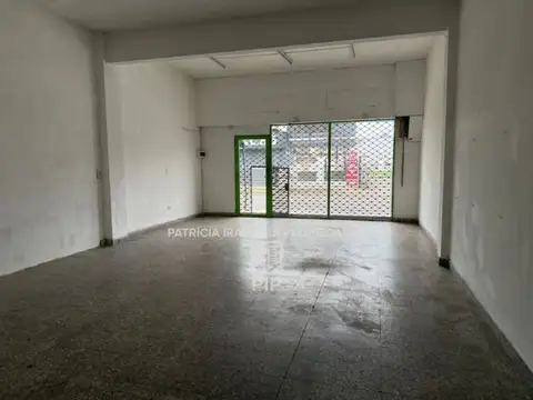 Local en Alquiler en El Palomar, $ 900.000