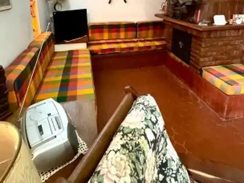 Casa en Venta con 4 cocheras