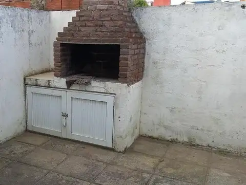 Departamento en venta - 2 dormitorios 1 baño - terraza - 70 mts2 - Las Toninas
