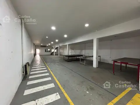 Galpón más vivienda de 2 ambientes en excelente estado!