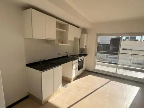 ALQUILER DE UN DORMITORIO FRENTE