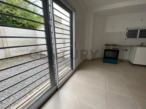Monoambiente en 122 y 63 en VENTA