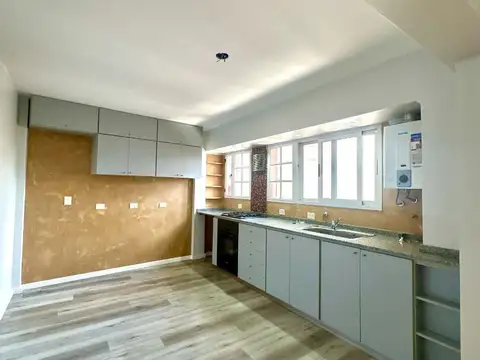 Hipolito Irigoyen 9100