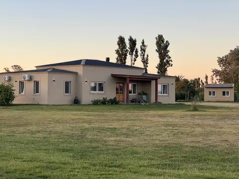 Casa en venta, 3 dormitorios en El Aduar, oportunidad