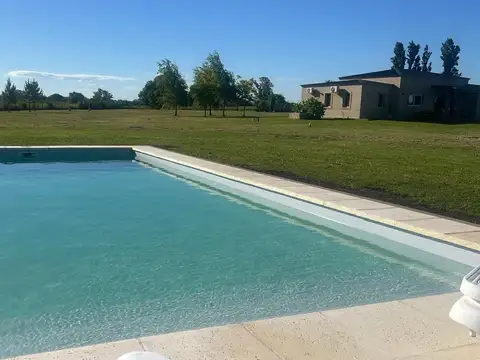 Casa en venta, 3 dormitorios en El Aduar, oportunidad