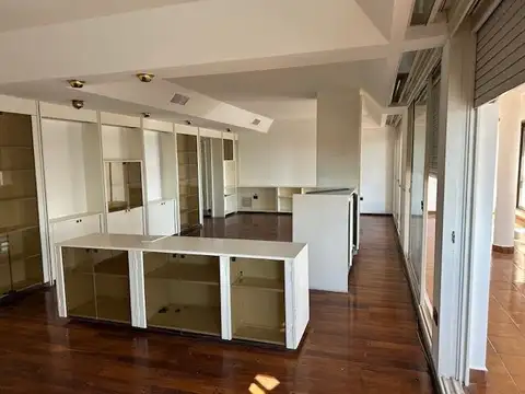 VENTA DEPARTAMENTO 4 DORMITORIOS. QUINCHO EXCLUSIVO. 5 COCHERAS