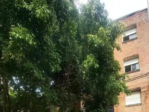 1 DORMITORIO. FACULTADES. BAJAS EXPENSAS 