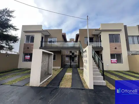 Departamento en venta de 2 dormitorios c/ cochera en San Bernardo