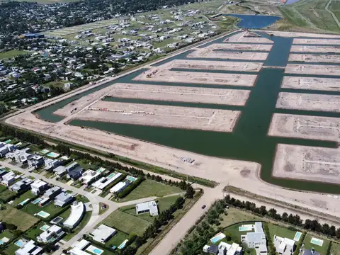 Terreno en Venta de 555 m2 en Funes Lakes