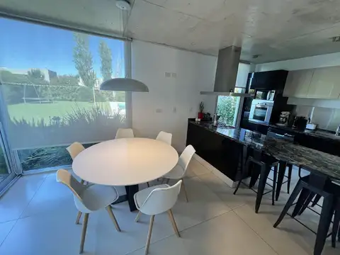 Casa en Alquiler al Oeste