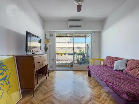 Venta impecable Departamento 3 ambientes con balcón en Belgrano