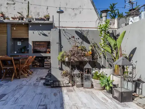 Depto Tipo Casa en Venta de 4 ambientes