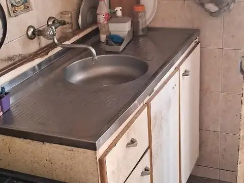Casa 3 ambientes con 1 baño