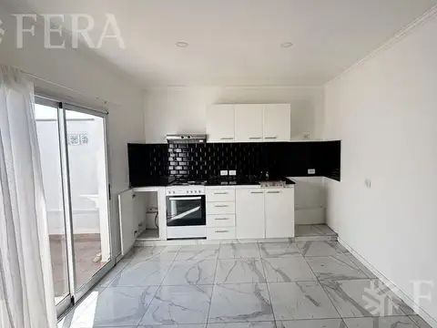 Depto Tipo Casa en Alquiler en Wilde, $ 830.000