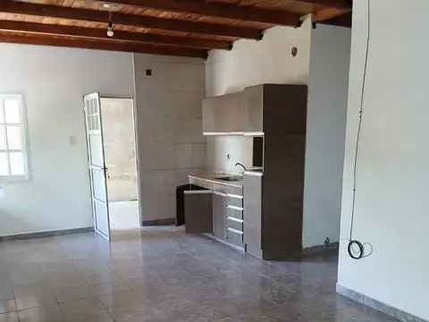 Venta Casa 3 dormitorios a pocos mts. ruta Cayastá