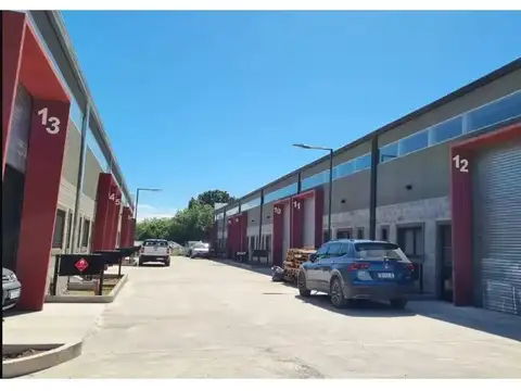 Alquiler de Depósito 150m² en Zelaya, Pilar