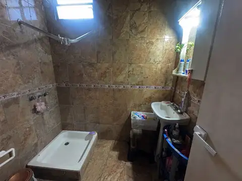 CASA EN VENTA LLAVALLOL 3 AMBIENTES A REFACCIONAR