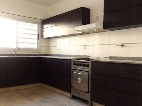 Depto Tipo Casa en Venta 6 años