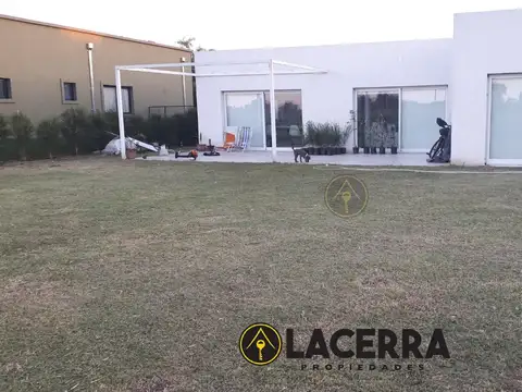 Casa en Venta en San Sebastian, USD 158.000