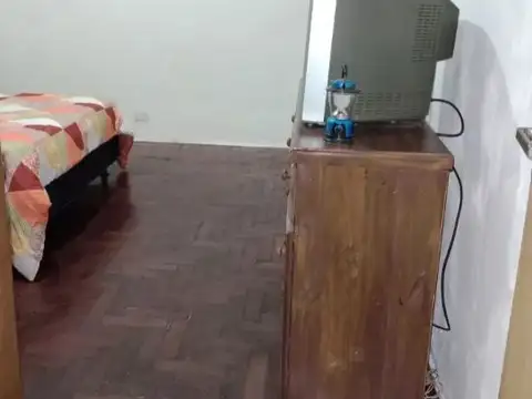 Depto Tipo Casa en Venta 40 años