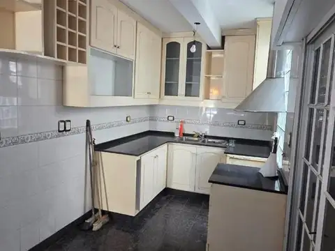 Depto Tipo Casa 4 ambientes con 1 baño