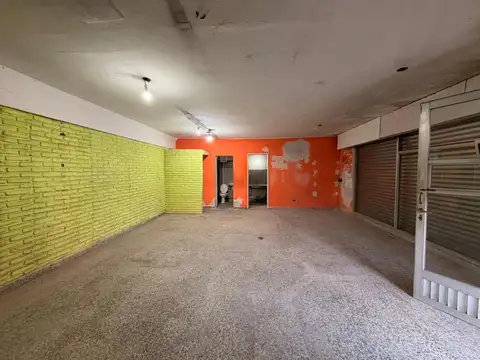 Local en Alquiler en Campana, $ 870.000
