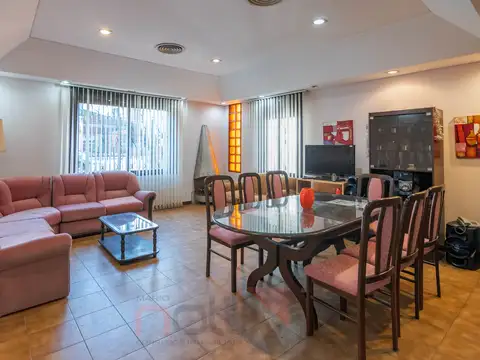 Casa 4 ambientes con 4 baños