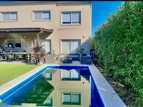 CASA EN VENTA SAN ALFONSO PILAR DEL ESTE